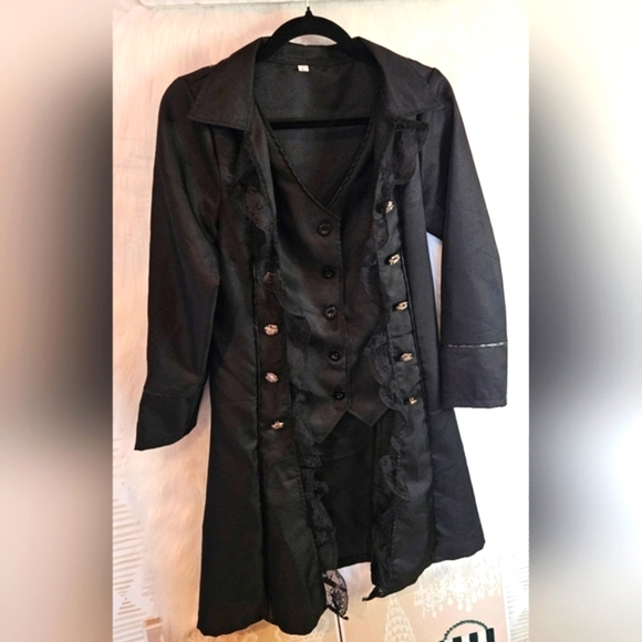 Gothcore Elegant Black Unisex Ruffled Vest Coat - Picture 3 of 6